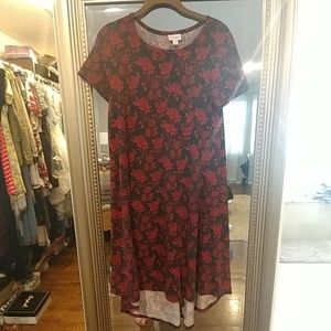 💐great holiday Gorgeous ROSES LuLaRoe Carly